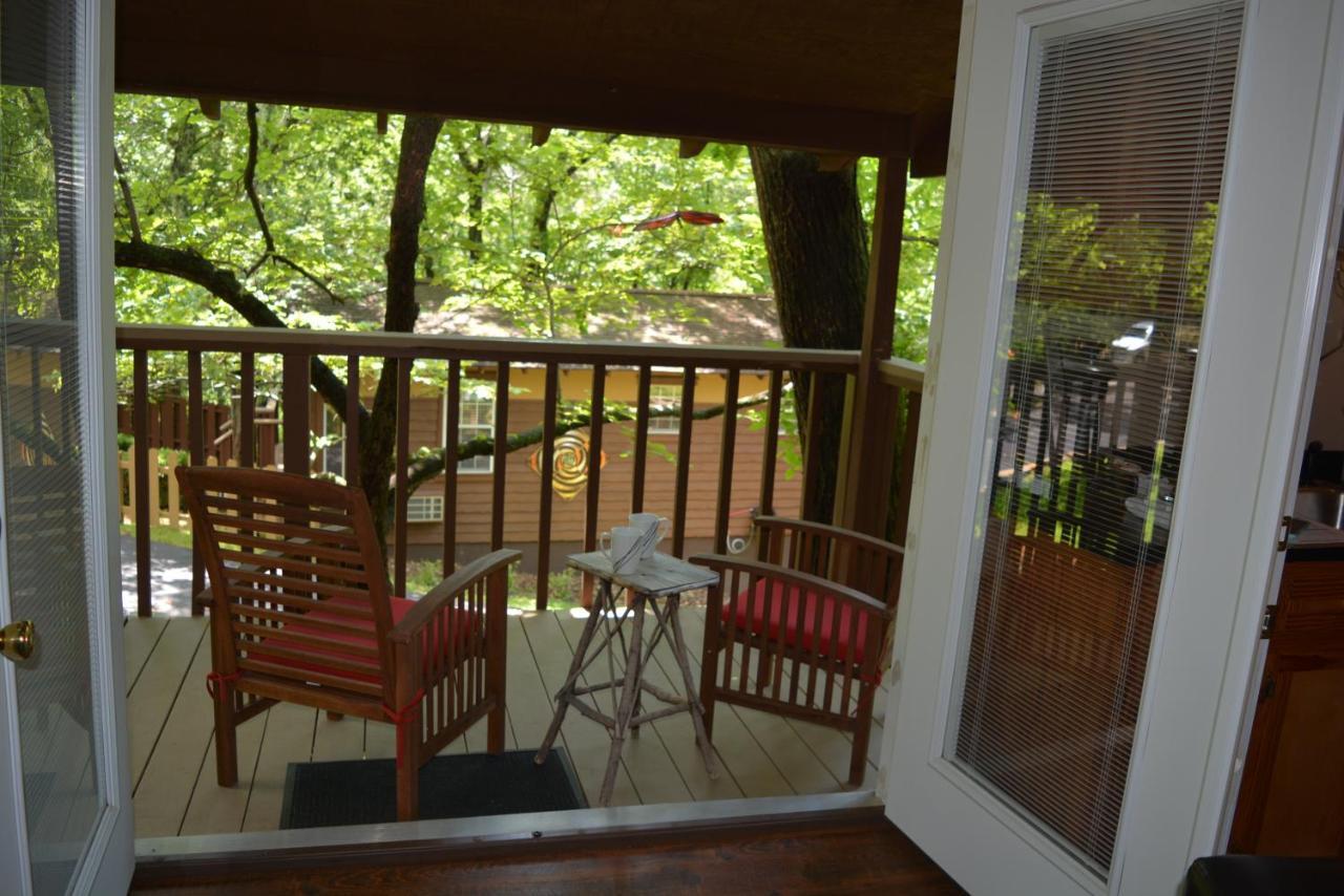 The Woods Cabins Eureka Springs Pokój zdjęcie