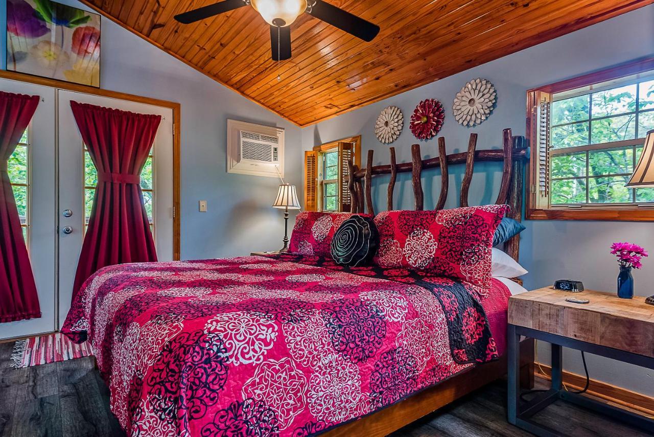 The Woods Cabins Eureka Springs Zewnętrze zdjęcie